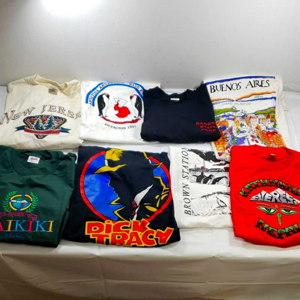 Wholesale Lot (8) of Vintage Graphic T Shirts